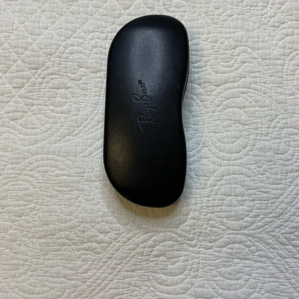 Ray-Ban Black Hard Clamshell Eyewear Case